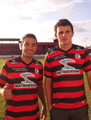 Apresentação em dose Dupla - Leandrinho e Edvanio na Campinense-PA