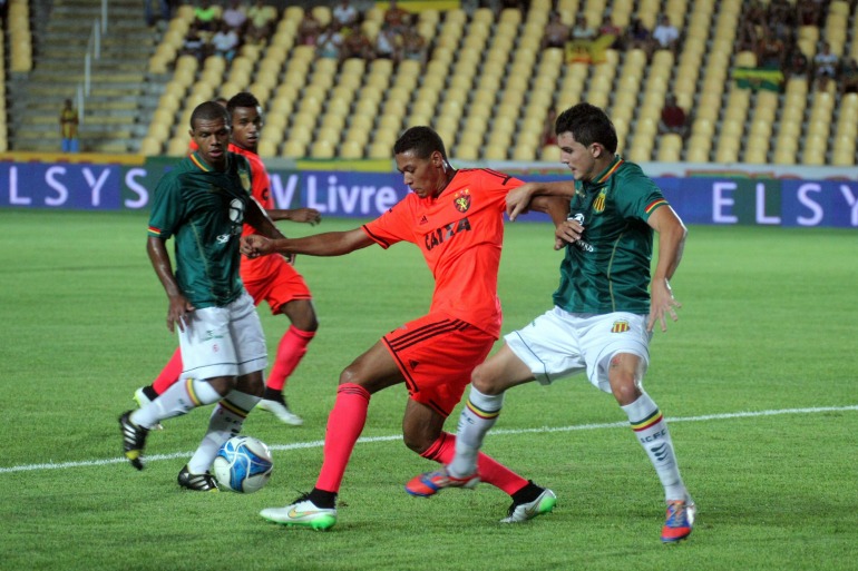 Tem Gol! Edvanio marca na abertura Copa do Nordeste!