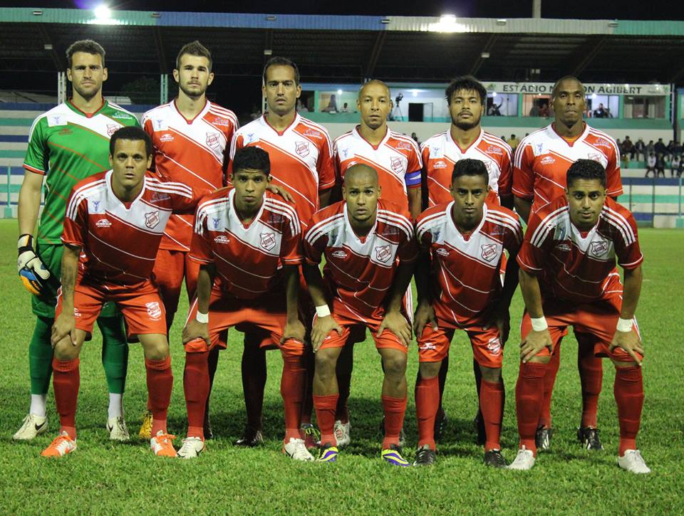 Destaque do Rio Branco-PR o Goleiro Enderson e Meia Roger