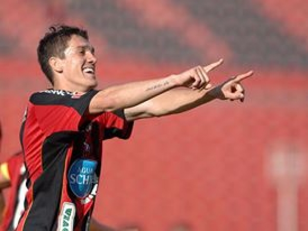 Atacante Marcel vai jogar Mineiro em 2016.