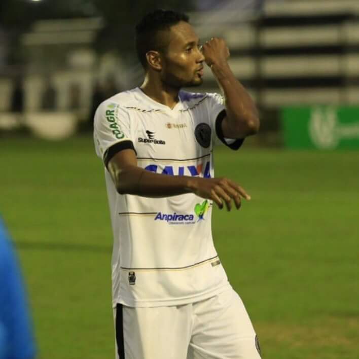 Rayro vai defender o CSA-AL na Série D