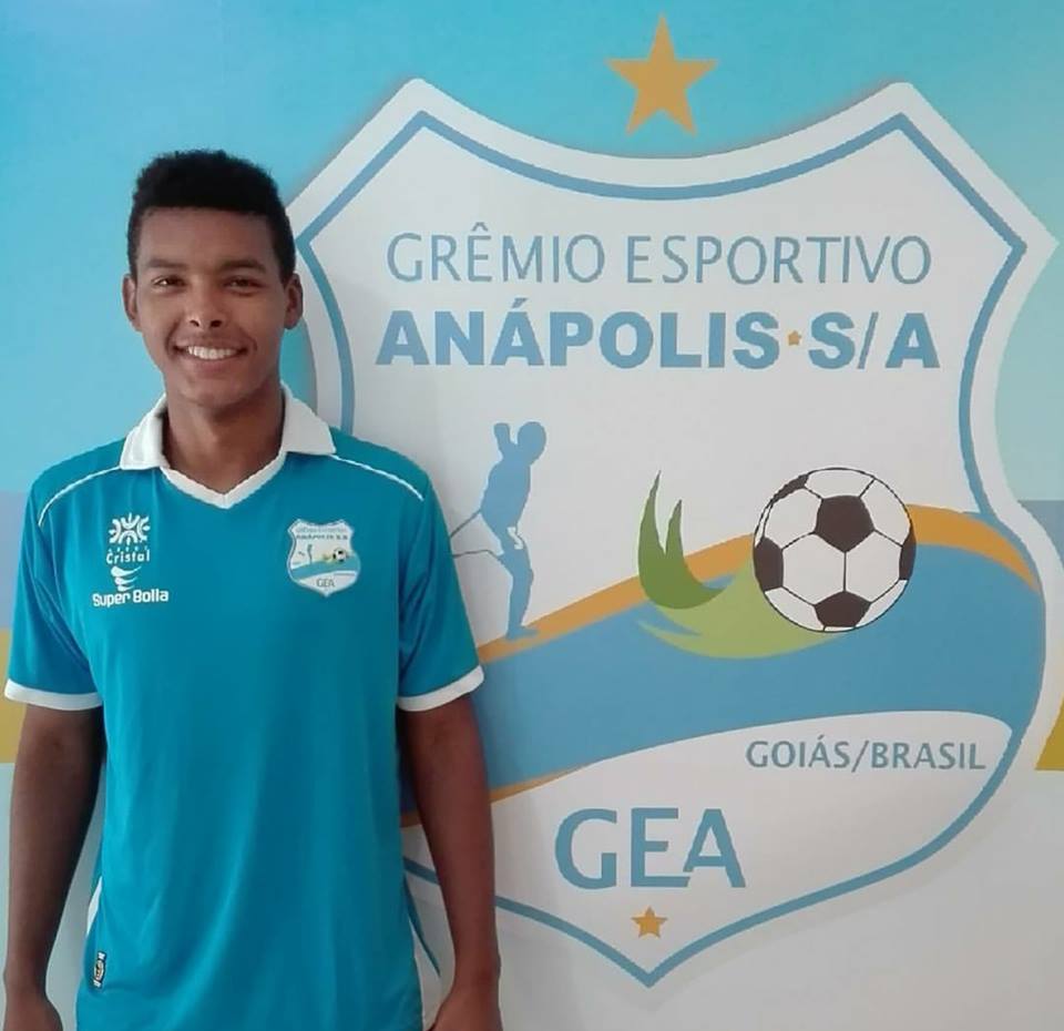 Reforço!! Volante Cristian Gomes vai jogar o Goiano 2018.