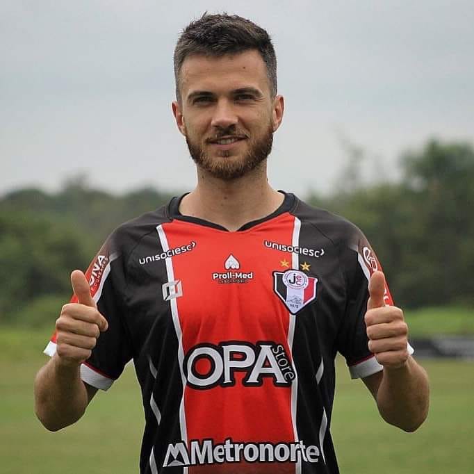 Reforço 2019! João Marcos assina com Joinville-SC