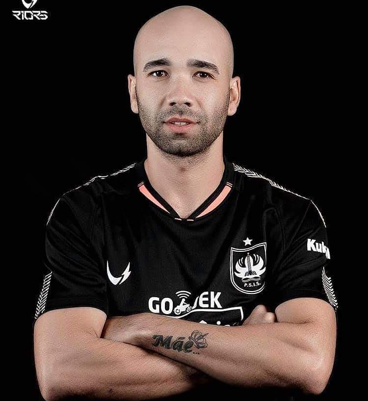 Renovação de Contrato! Bruno Silva fica no PSIS - Indonésia