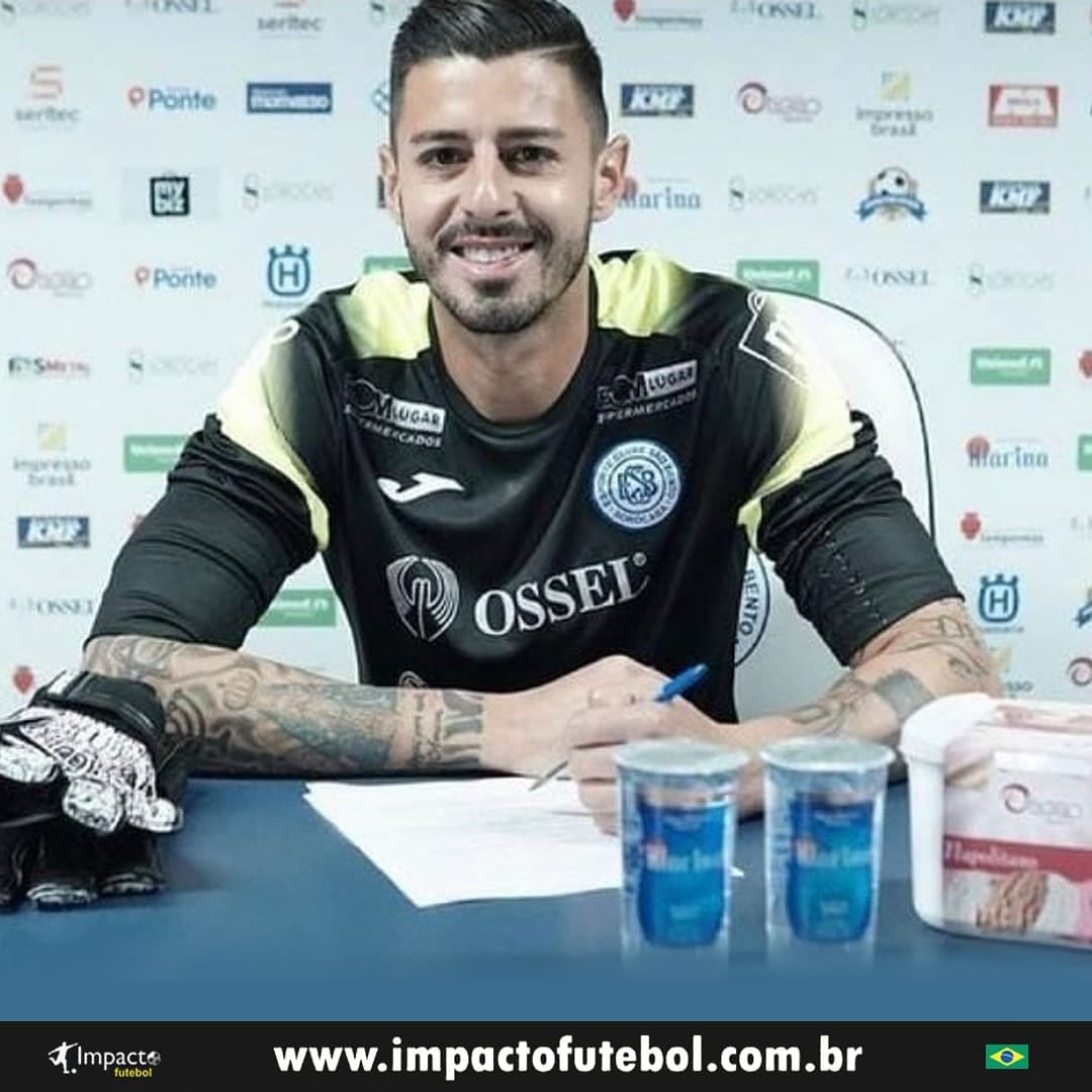 Reforço 2021! Goleiro William Menzes é do São Bento-SP