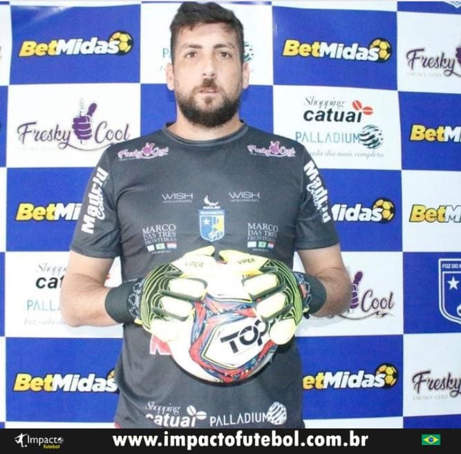 Reforço! Goleiro - Julio Cesar retorna ao Foz-PR