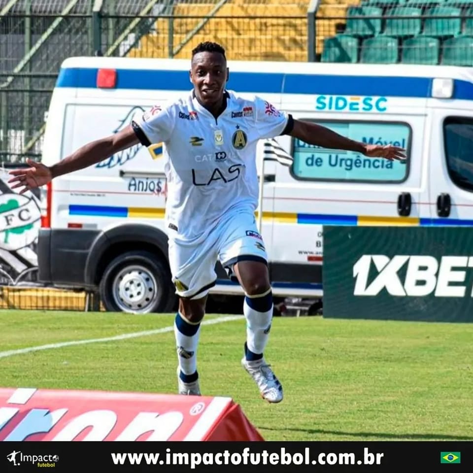 Tem Gol!!! Joãozinho marcou para o Aparecidense-GO na Série C