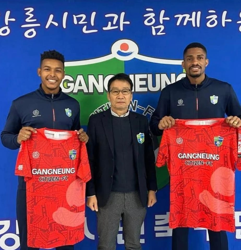 Tem Gol!!! Cristian Gomes e Junior Batista na Korea