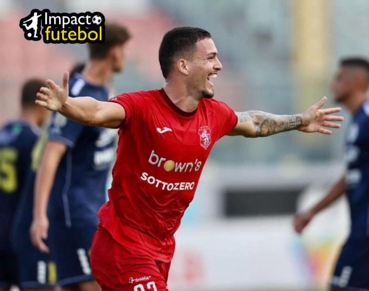 Tem Gol!!! João Moura (Zagueiro) marca na Europa!