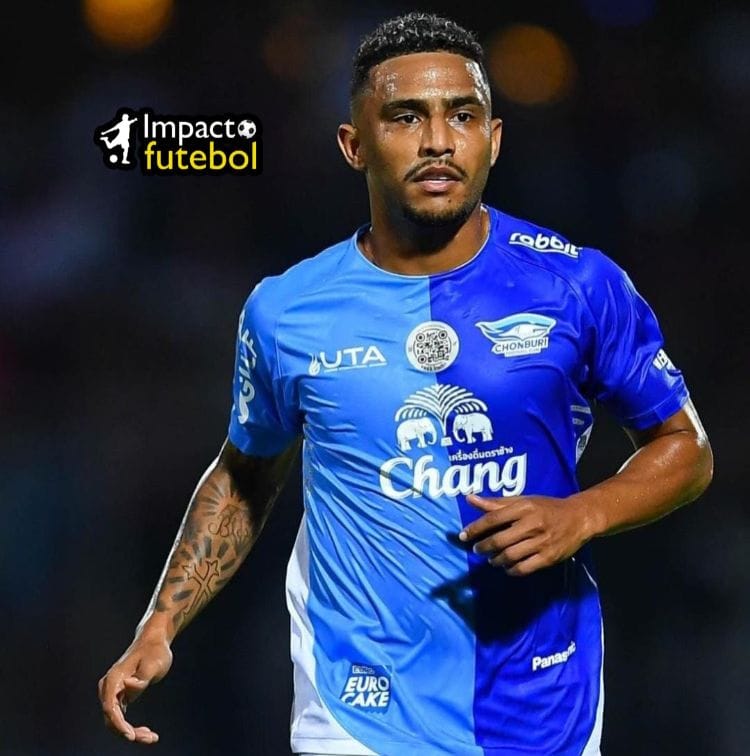 Tem Gol!!! Willian Lira marca na Tailândia 