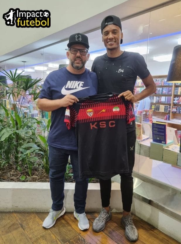 Jeferson Bahia segue para o Irã
