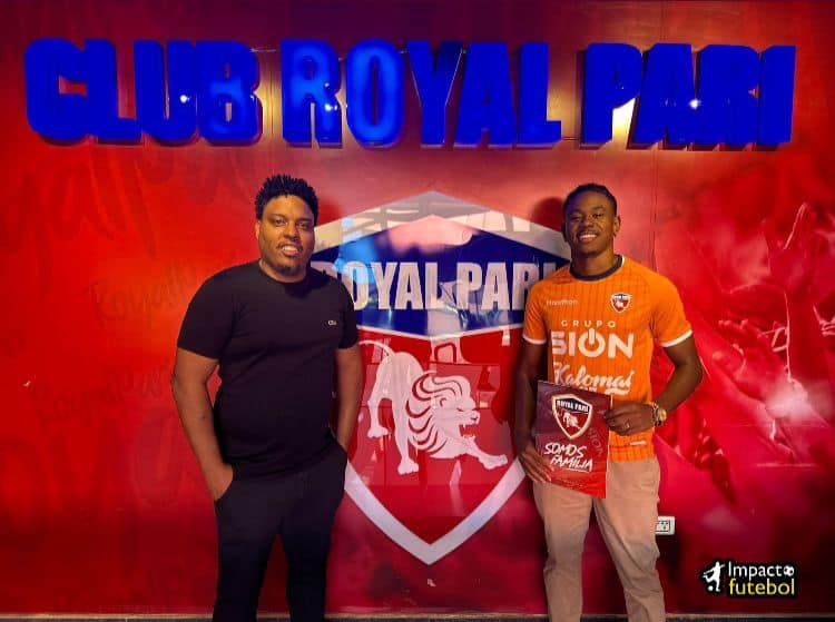 Negócio Internacional! Emerson Mineiro é do Royal Pari - Bolivia