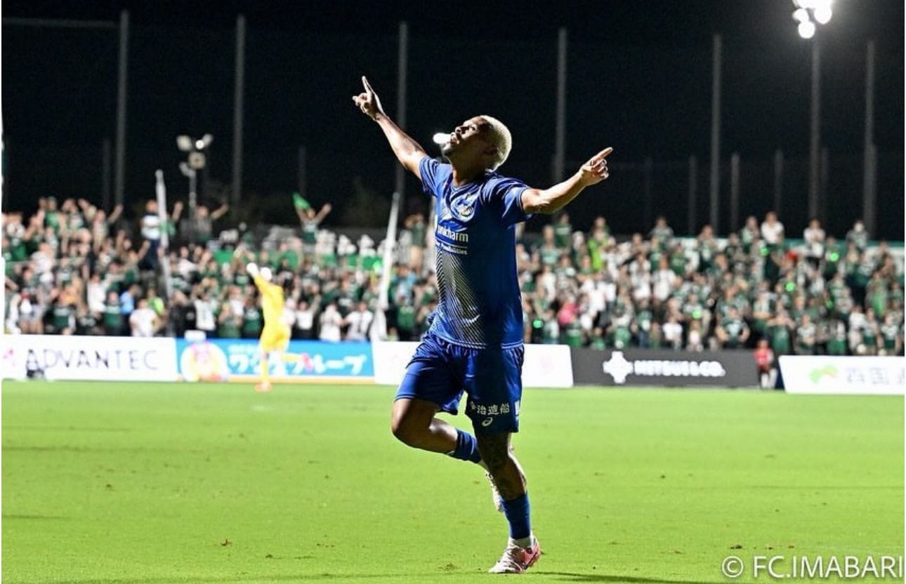 Hat-Trick no Japão de Wesley Tanque!