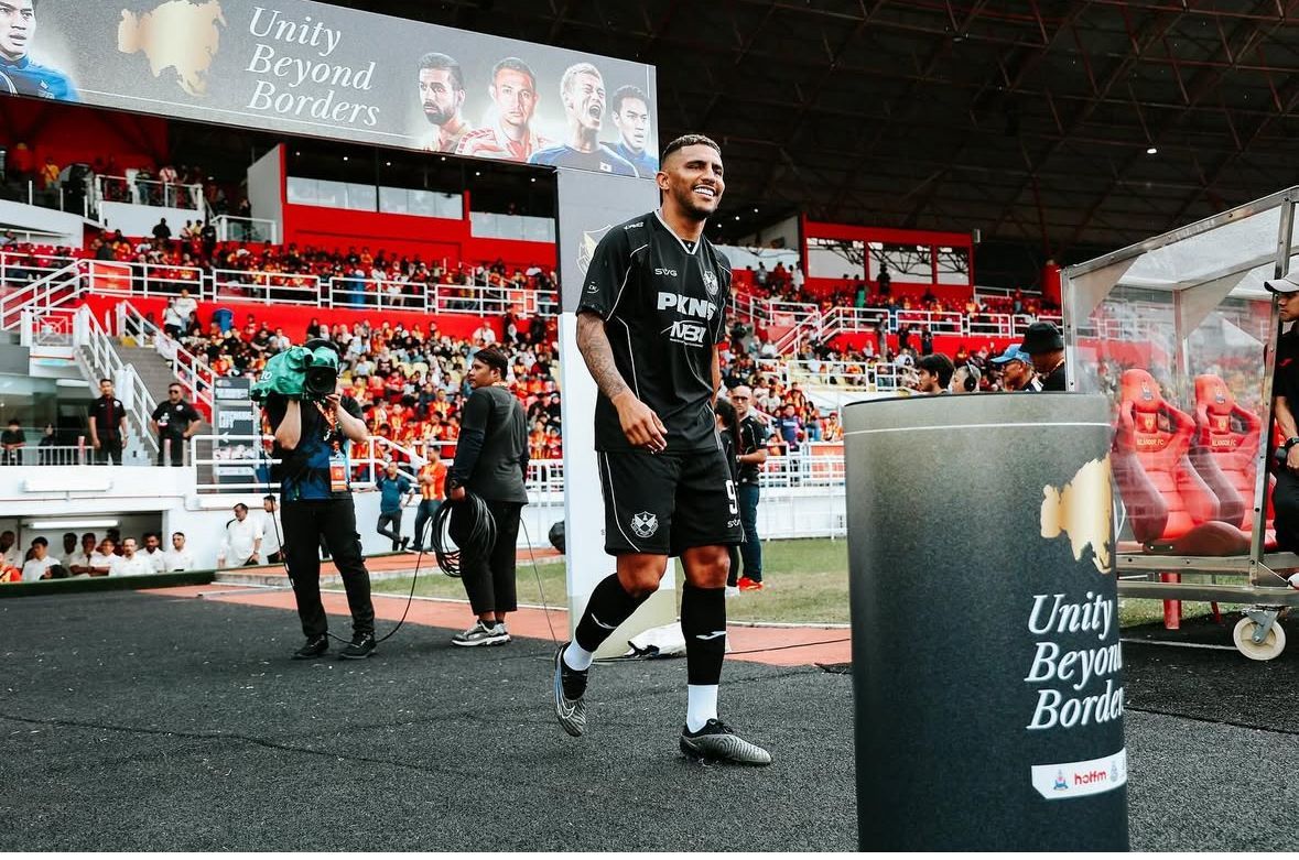 Oficialmente apresentado no Selangor da Malásia